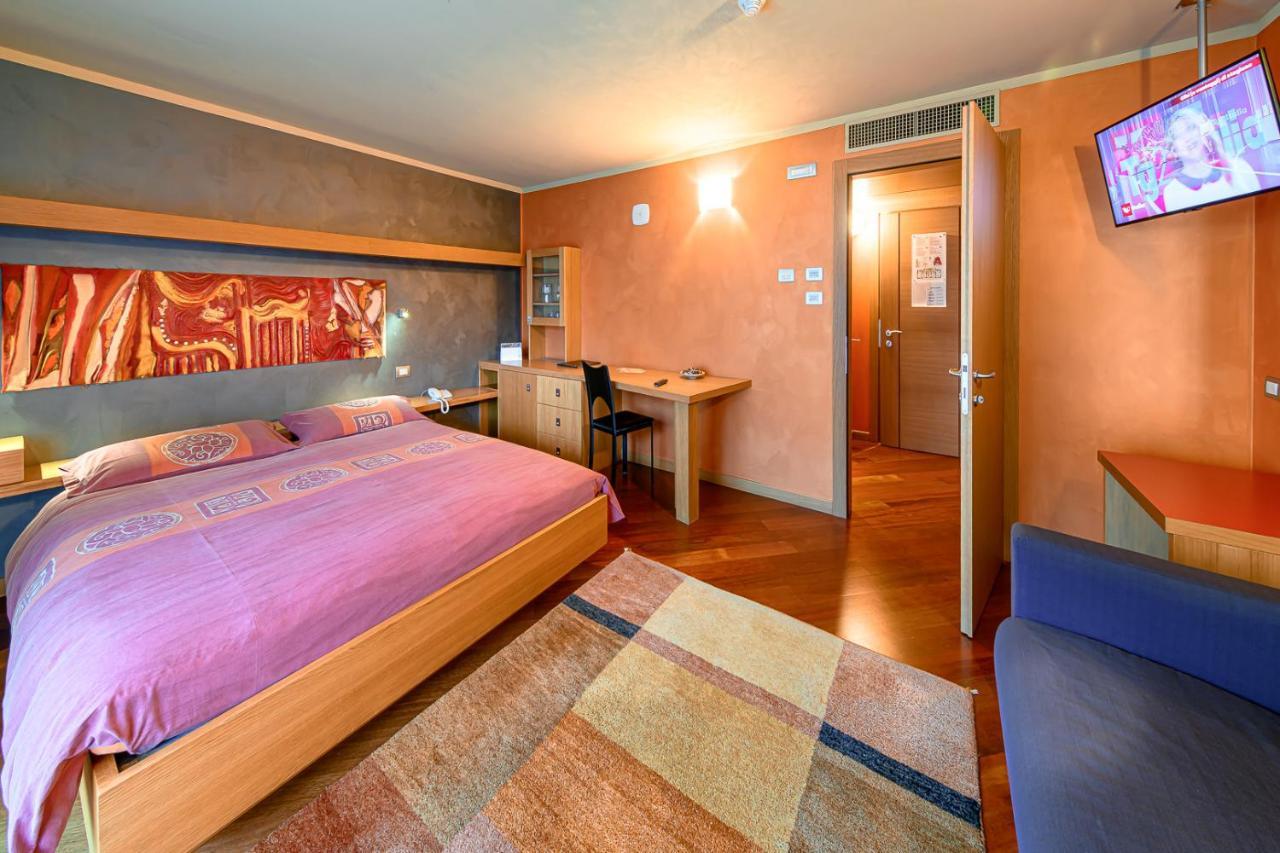 Hotel Ambrosini Aprica Dış mekan fotoğraf