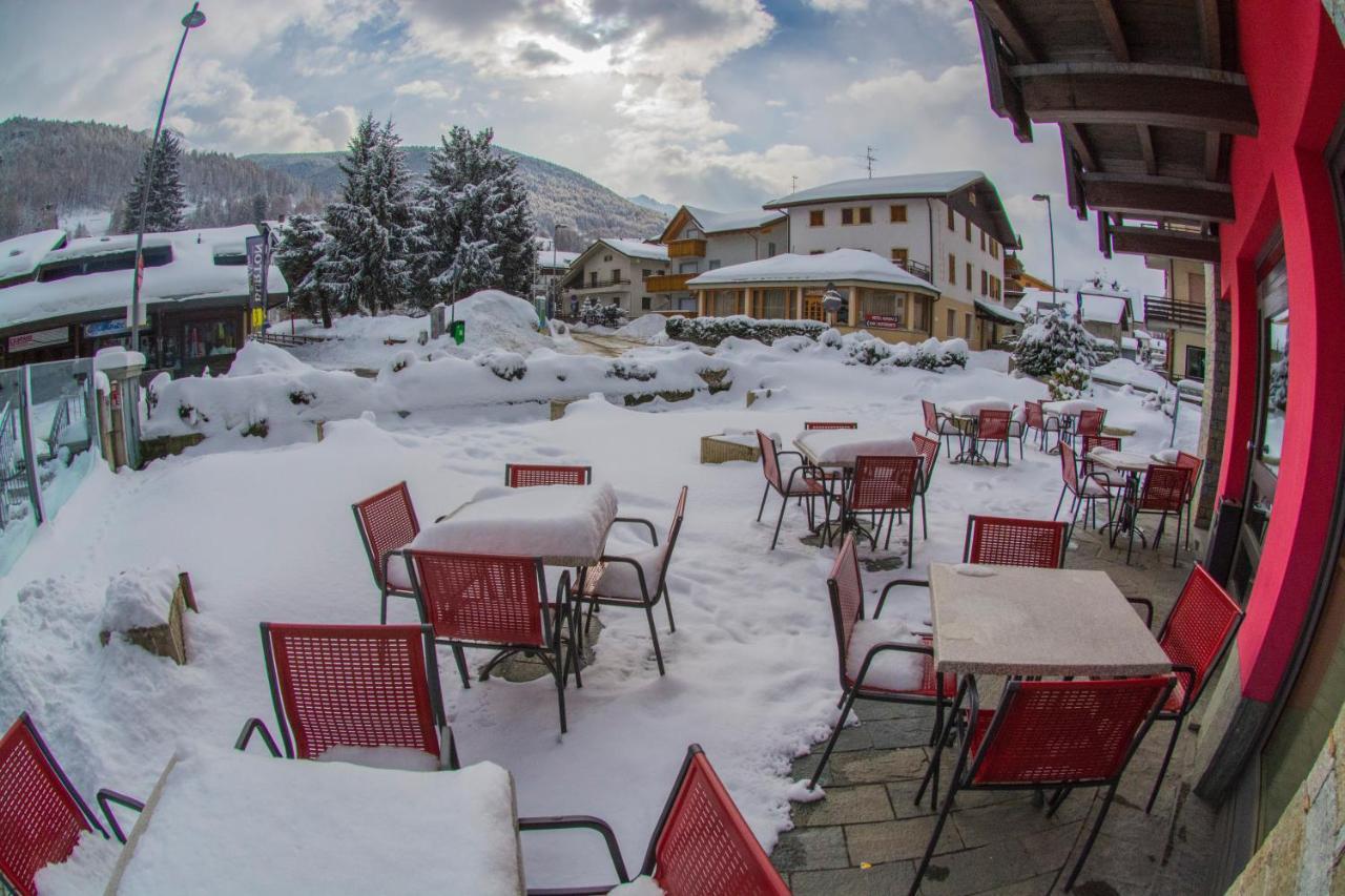 Hotel Ambrosini Aprica Dış mekan fotoğraf